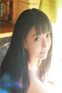 水中鸳鸯成双对图片